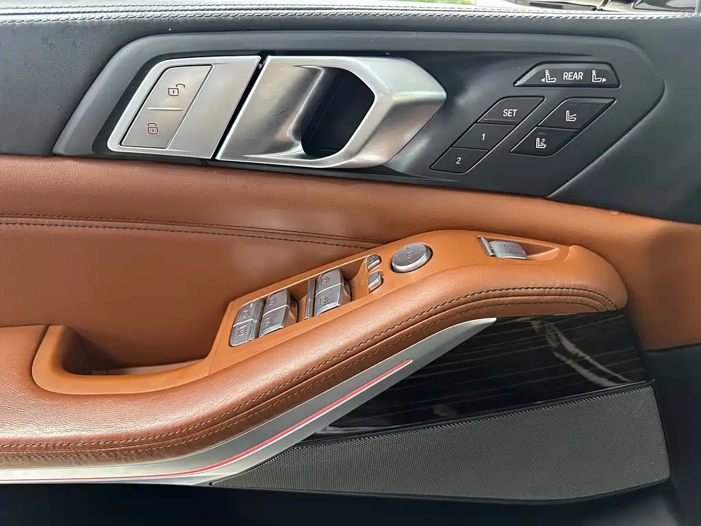 BMW X7 2022 — фото 20