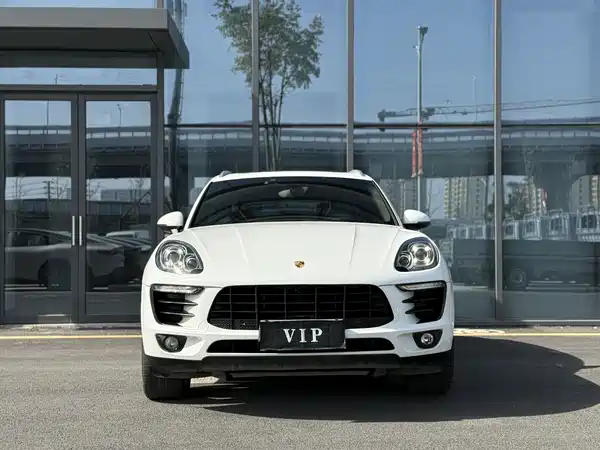 Porsche Macan 2014
