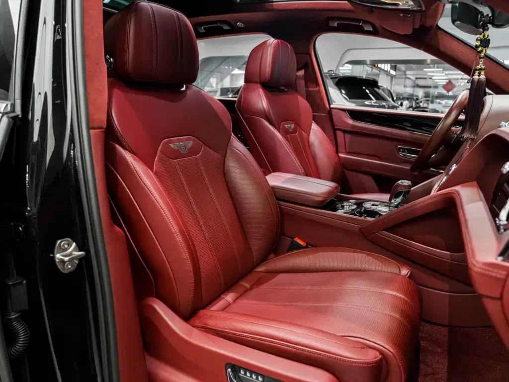 Bentley Bentayga 2021