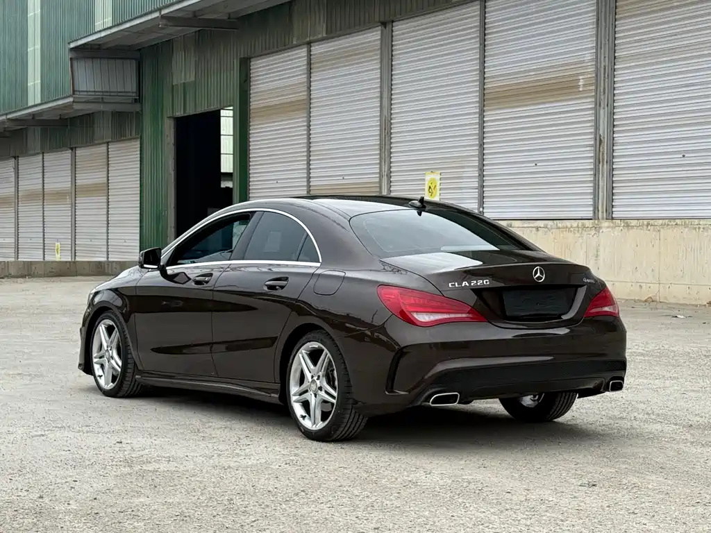 Mercedes-Benz CLA 2015