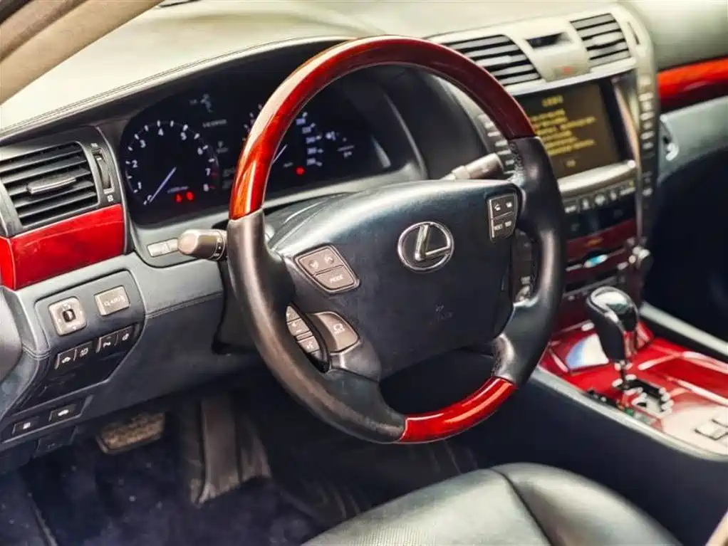 Lexus LS 2007 — фото 11