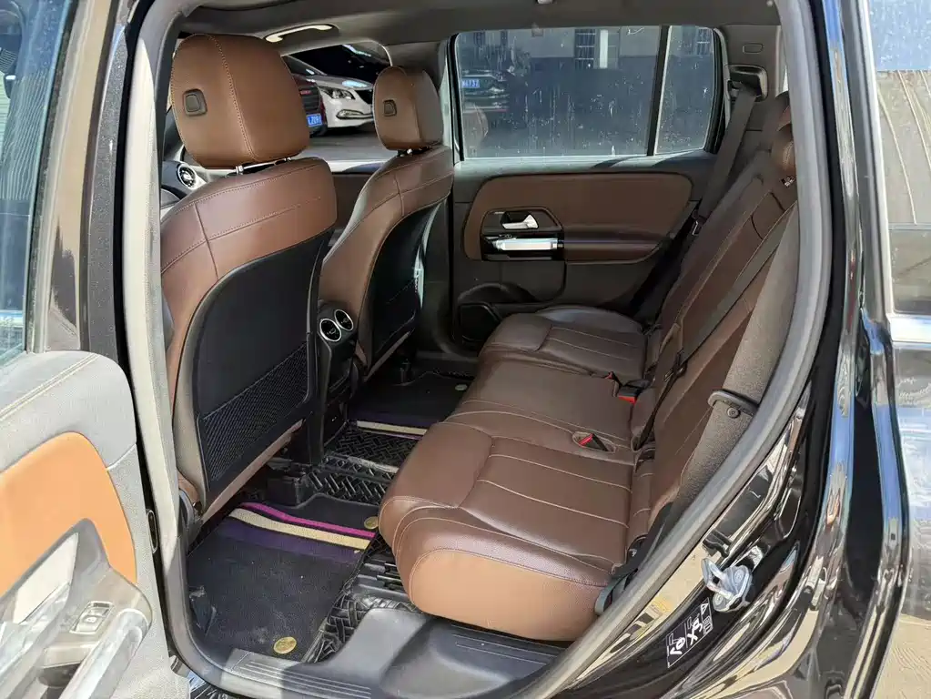 Mercedes-Benz GLB 2021