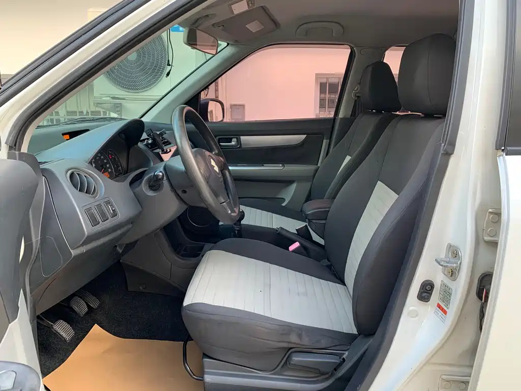 Suzuki Swift 2015
