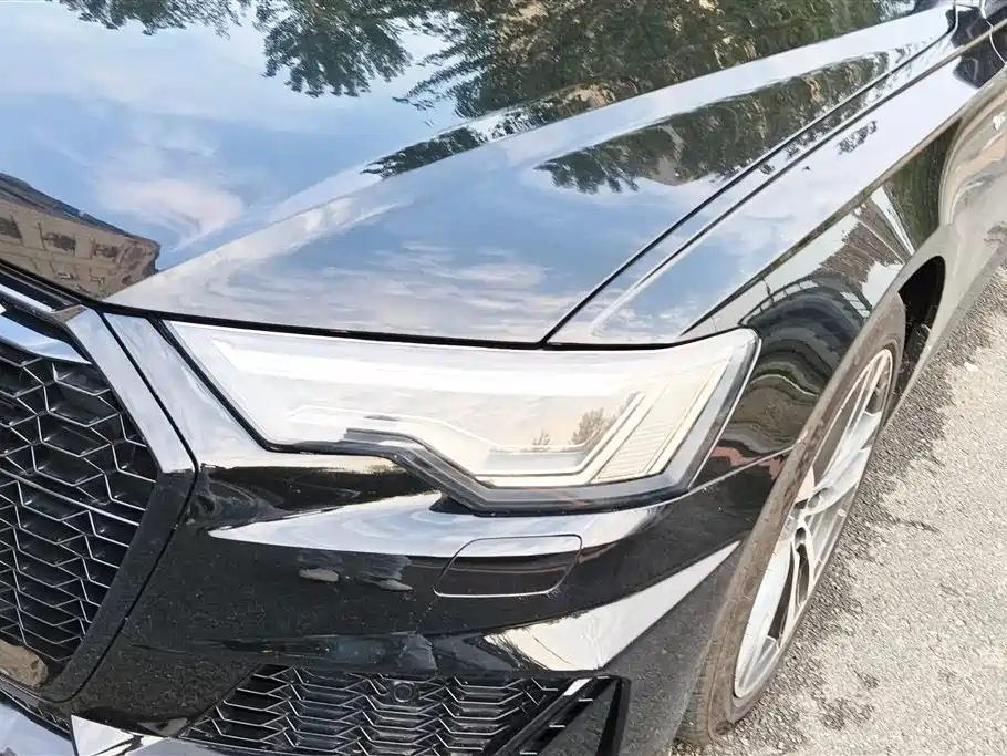 Audi A6L 2023