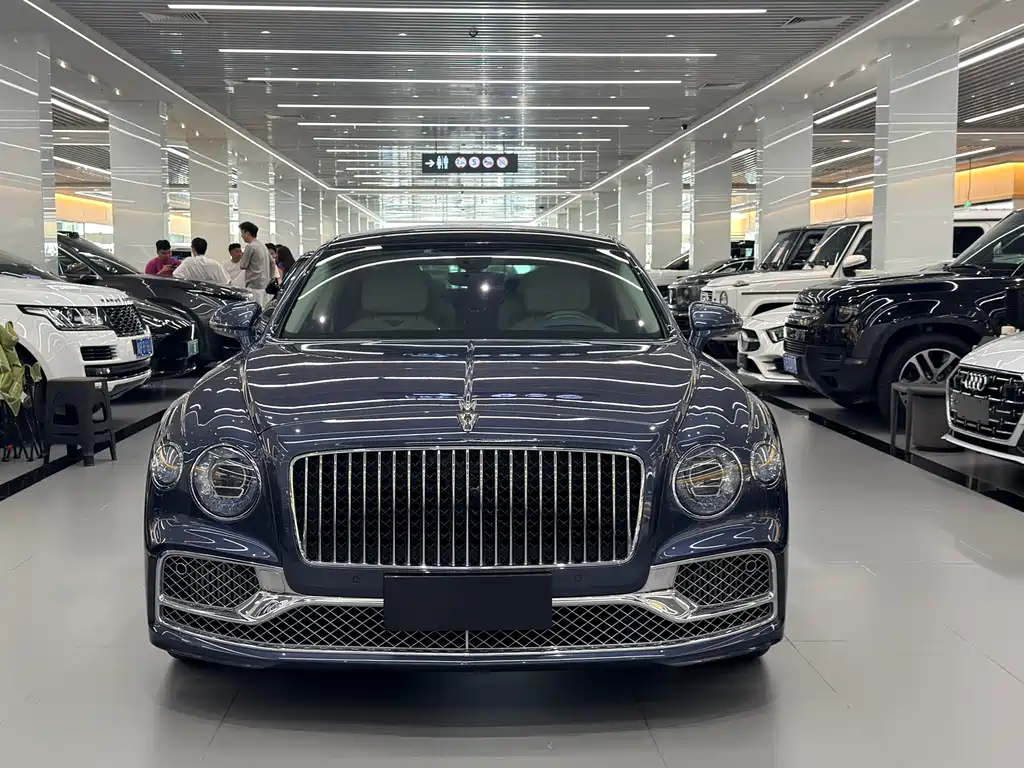 Bentley Flying Spur 2023