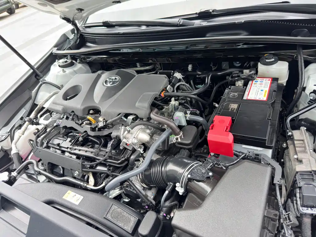 Toyota Camry 2022 — фото 24