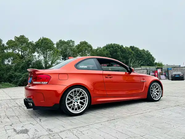 BMW 1 Series M 2011