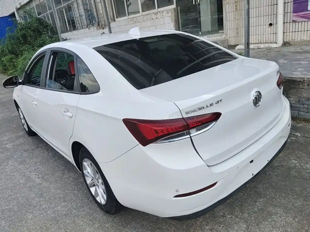 Buick Excelle GT 2018 — фото 5