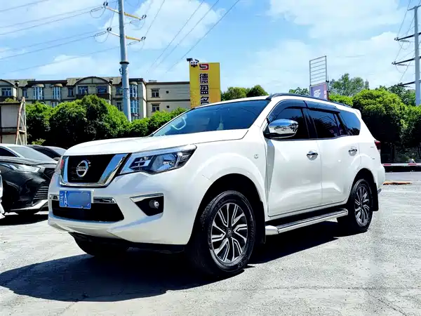 Nissan Terra 2020