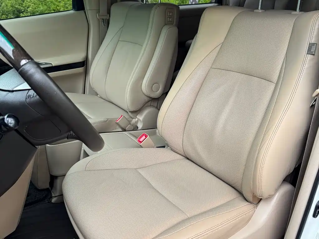 Toyota Alphard 2013 — фото 11