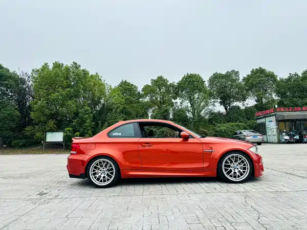 BMW 1 Series M 2011