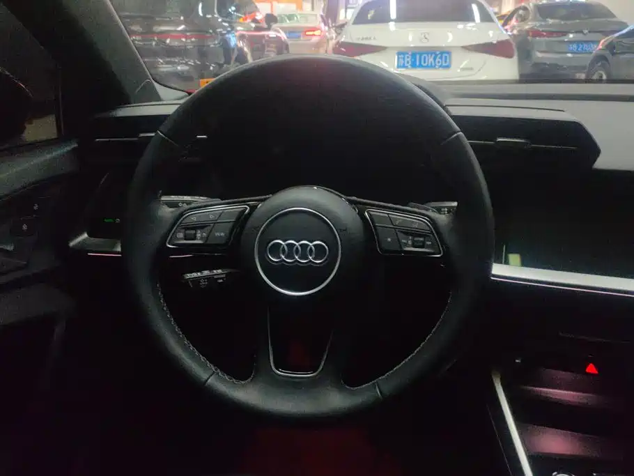 Audi A3 2024 — фото 15