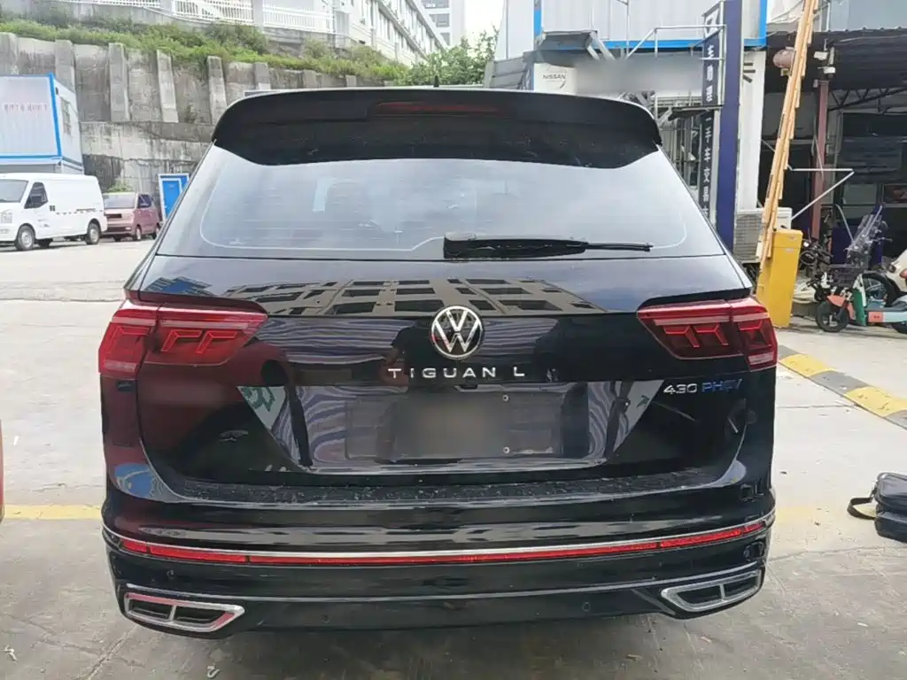 Volkswagen Tiguan L PHEV 2023