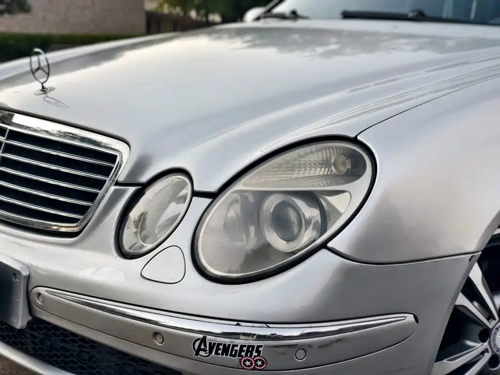 Mercedes-Benz E-Class 2004