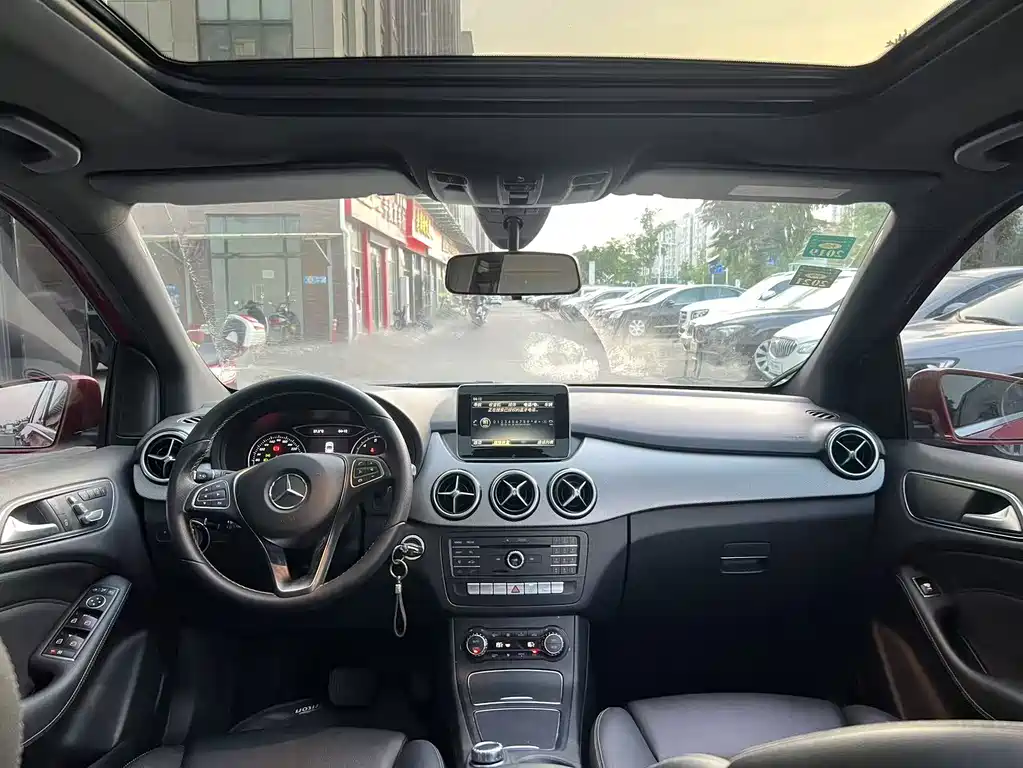 Mercedes-Benz B-Class 2017