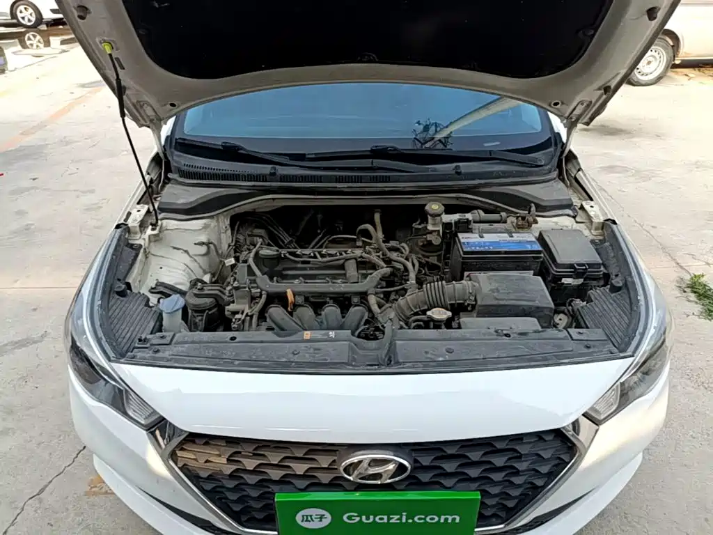 Hyundai Verna RV 2018 — фото 20