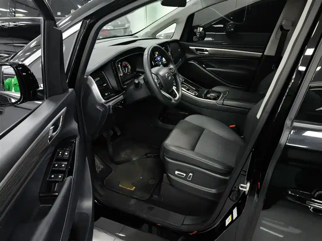 GAC Motor Trumpchi M8 2024 — фото 12