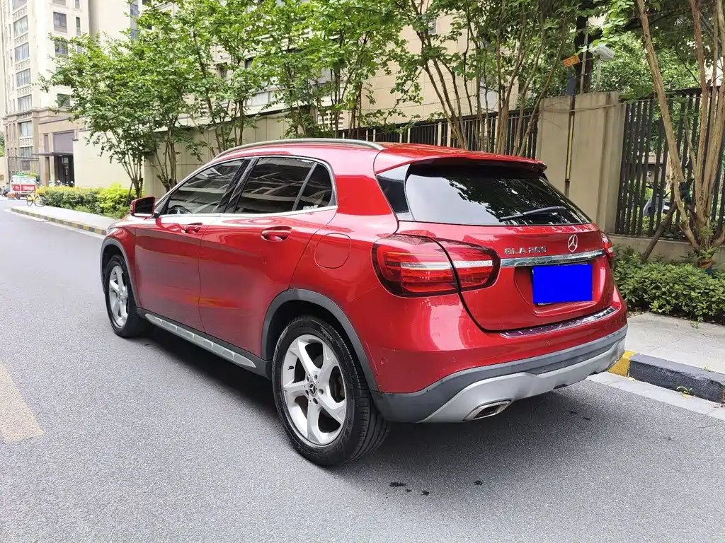Mercedes-Benz GLA 2017