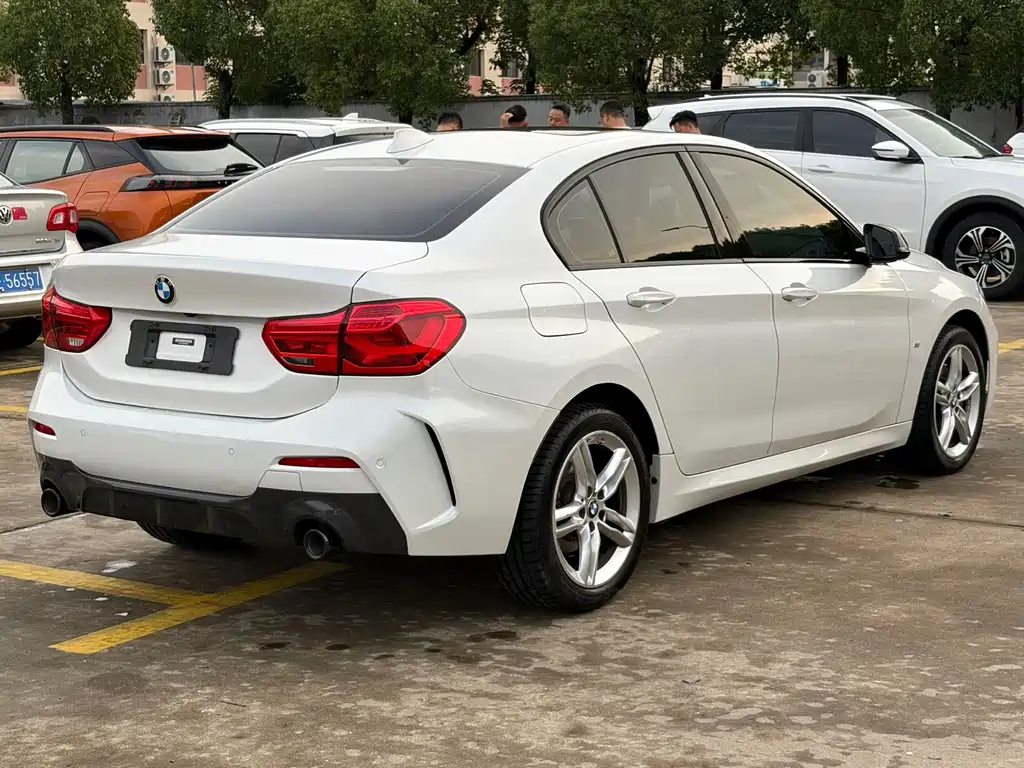 BMW 1 Series 2022
