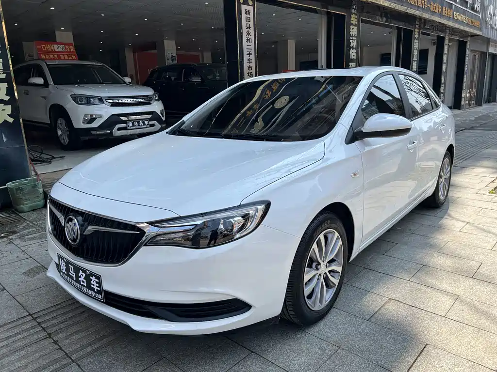 Buick Excelle 2023 — фото 1
