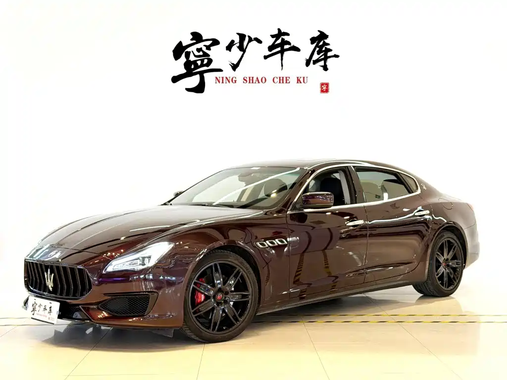 Maserati Quattroporte 2016 — фото 1