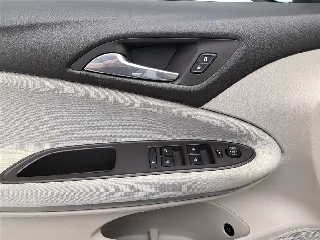 Buick Verano 2016 — фото 9