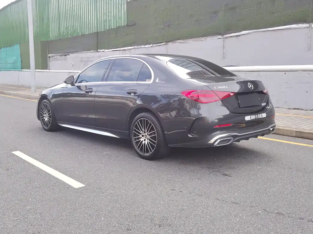 Mercedes-Benz C-Class 2024
