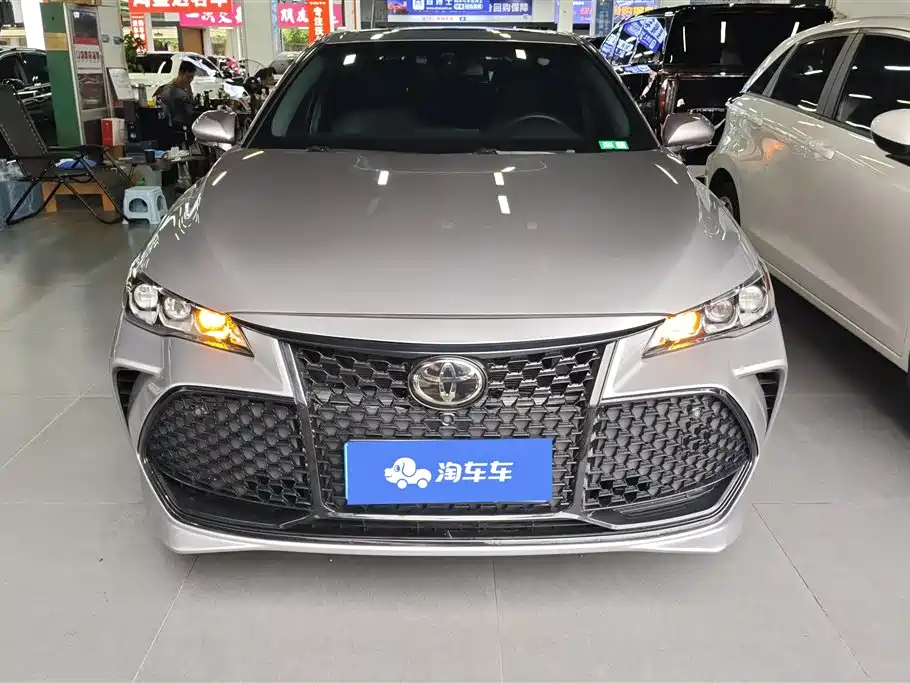 Toyota Avalon 2021