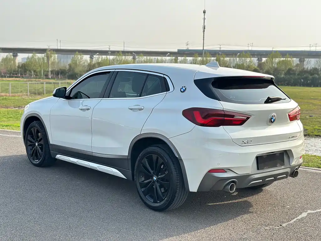BMW X2 2021 — фото 14