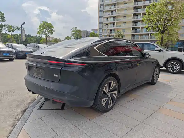 NIO ET5 2024