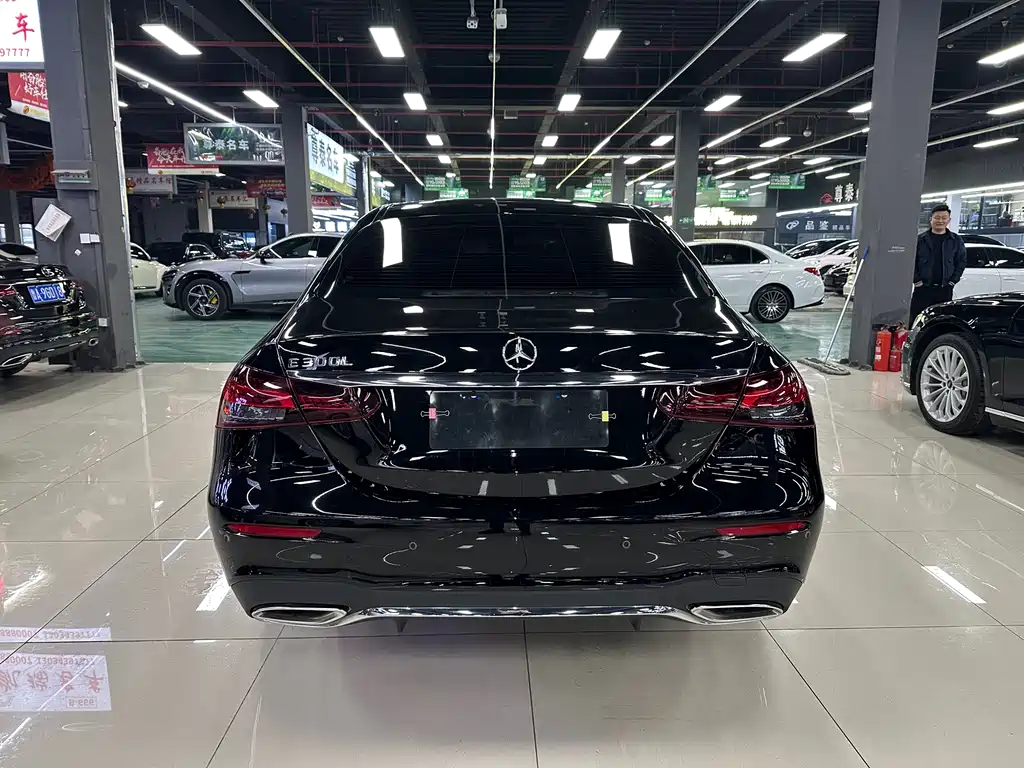 Mercedes-Benz E-Class 2023 — фото 5