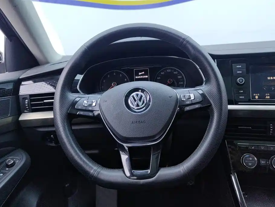 Volkswagen Passat 2020 — фото 15