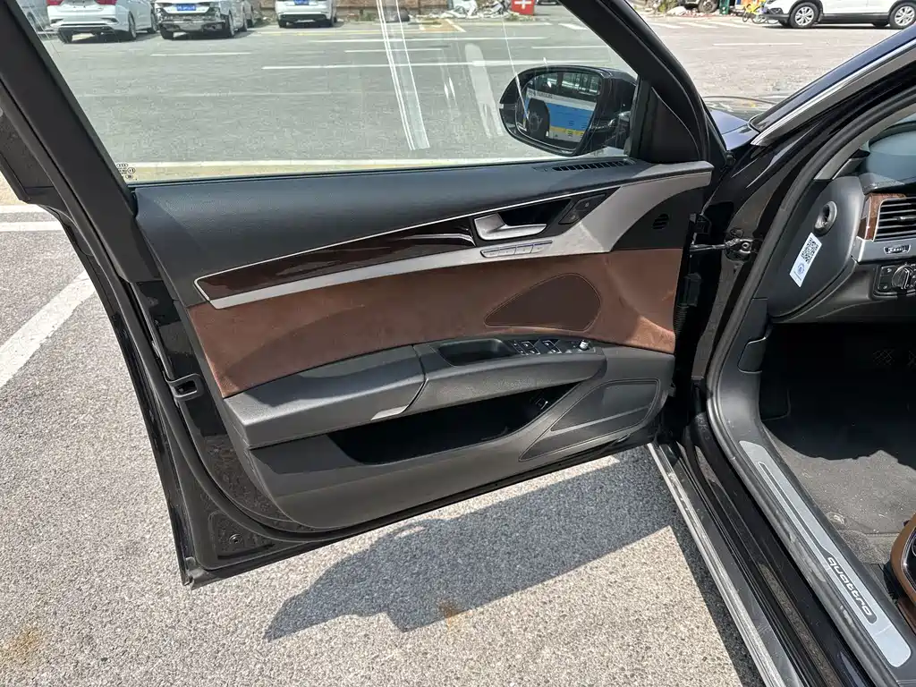 Audi A8 2015