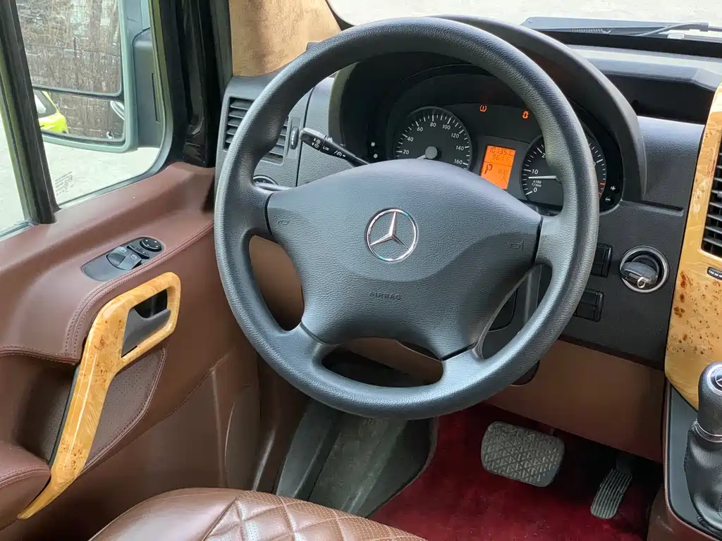 Mercedes-Benz Sprinter 2018 — фото 22