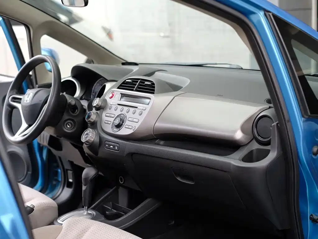 Honda Fit 2010 — фото 32