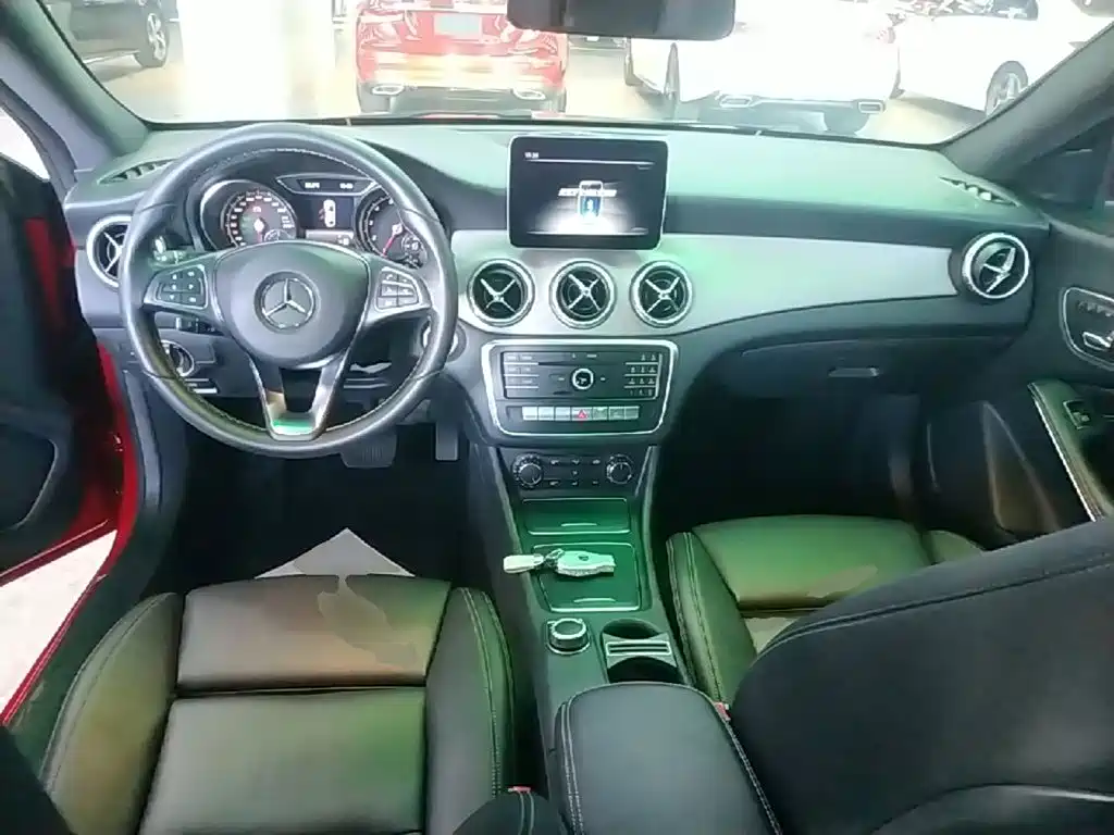 Mercedes-Benz CLA 2018 — фото 10