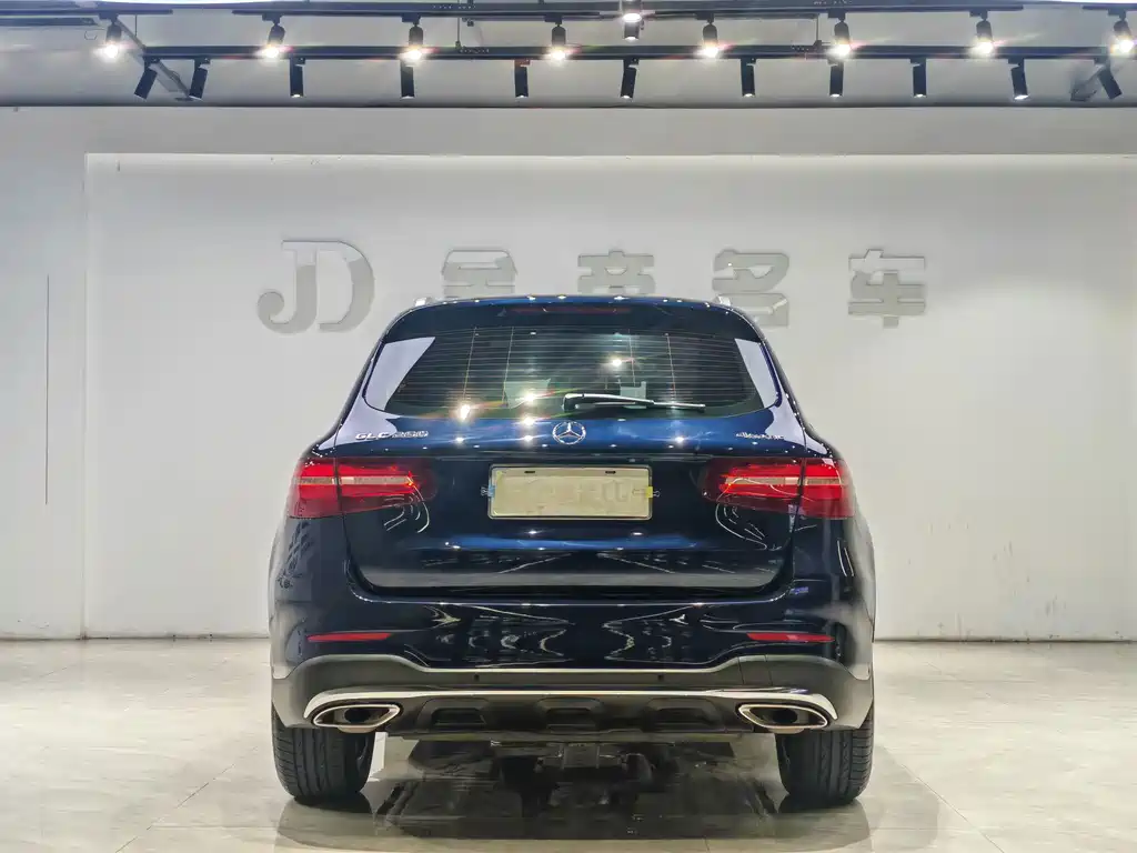 Mercedes-Benz GLC 2016 — фото 15