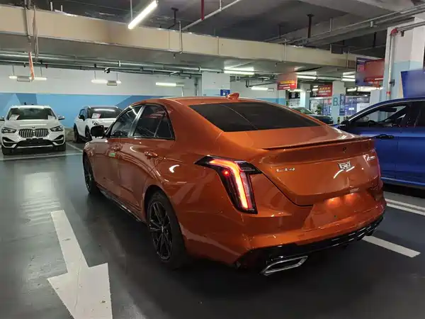 Cadillac CT4 2023