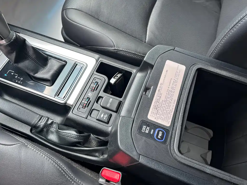 Toyota Prado 2019 — фото 12