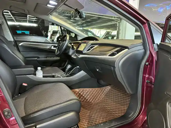 Honda Jade 2017
