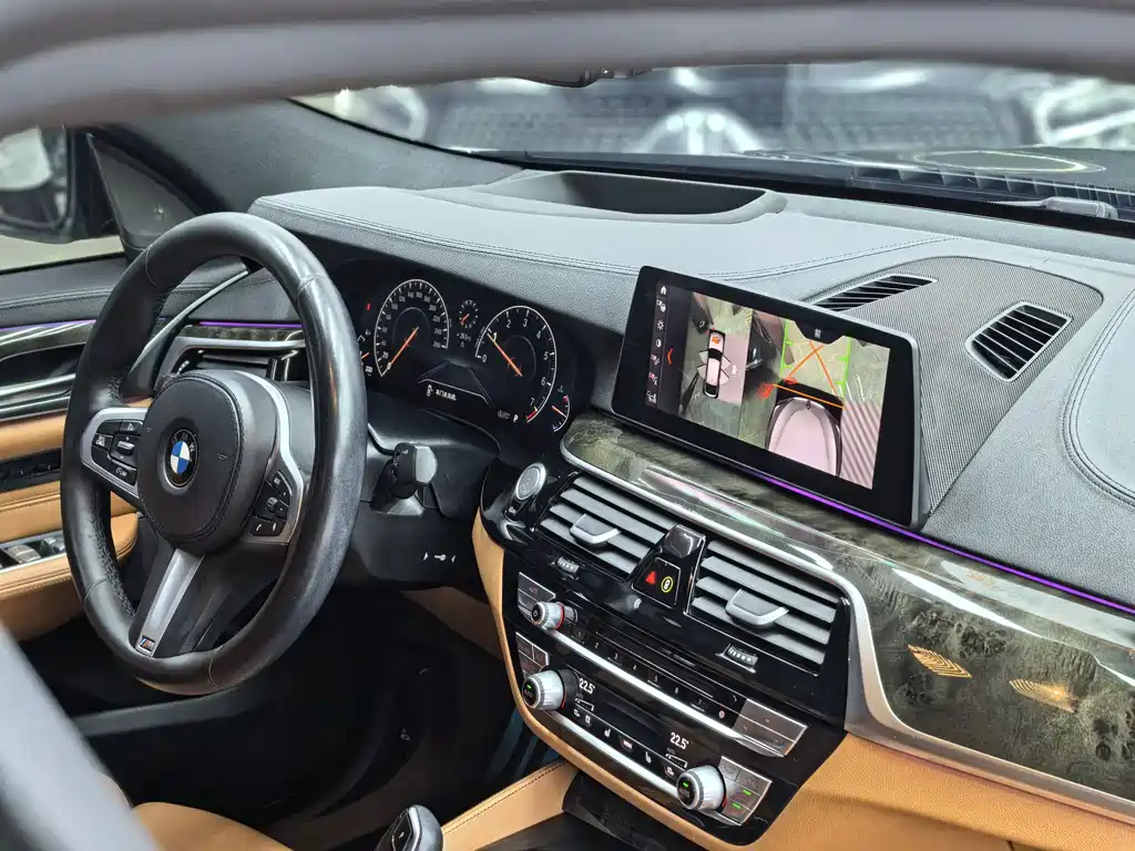 BMW 6 Series GT 2019 — фото 28