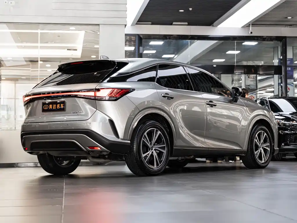 Lexus RX 2025
