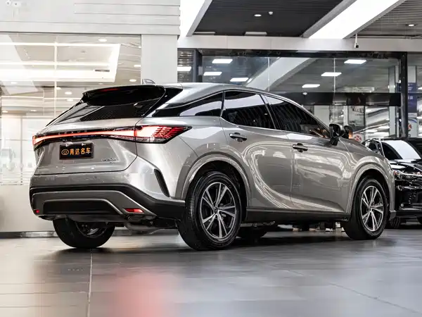 Lexus RX 2025