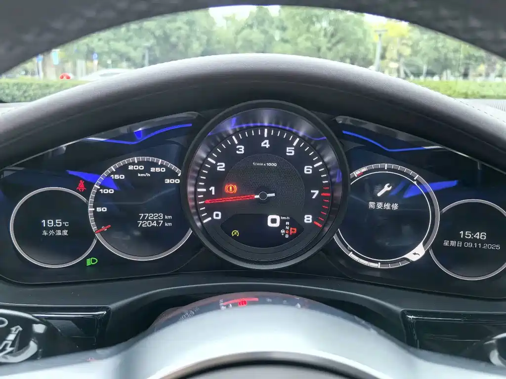 Porsche Panamera 2019 — фото 14