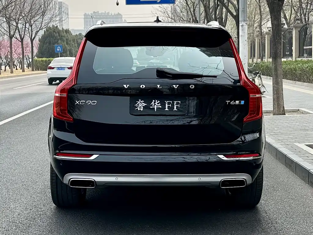 Volvo XC90 2016 — фото 4
