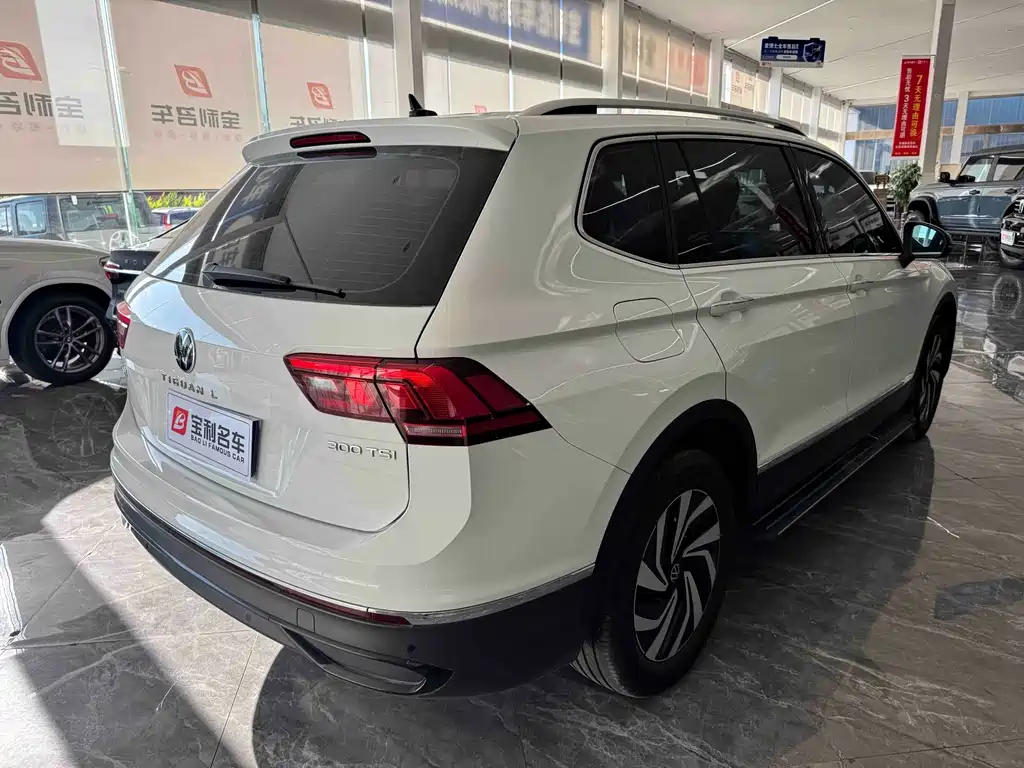 Volkswagen Tiguan L 2025 — фото 12