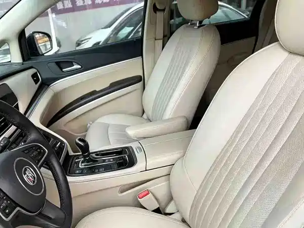 Buick GL8 2023
