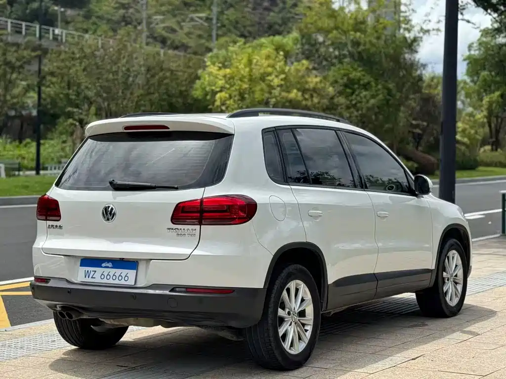 Volkswagen Tiguan 2018 — фото 11