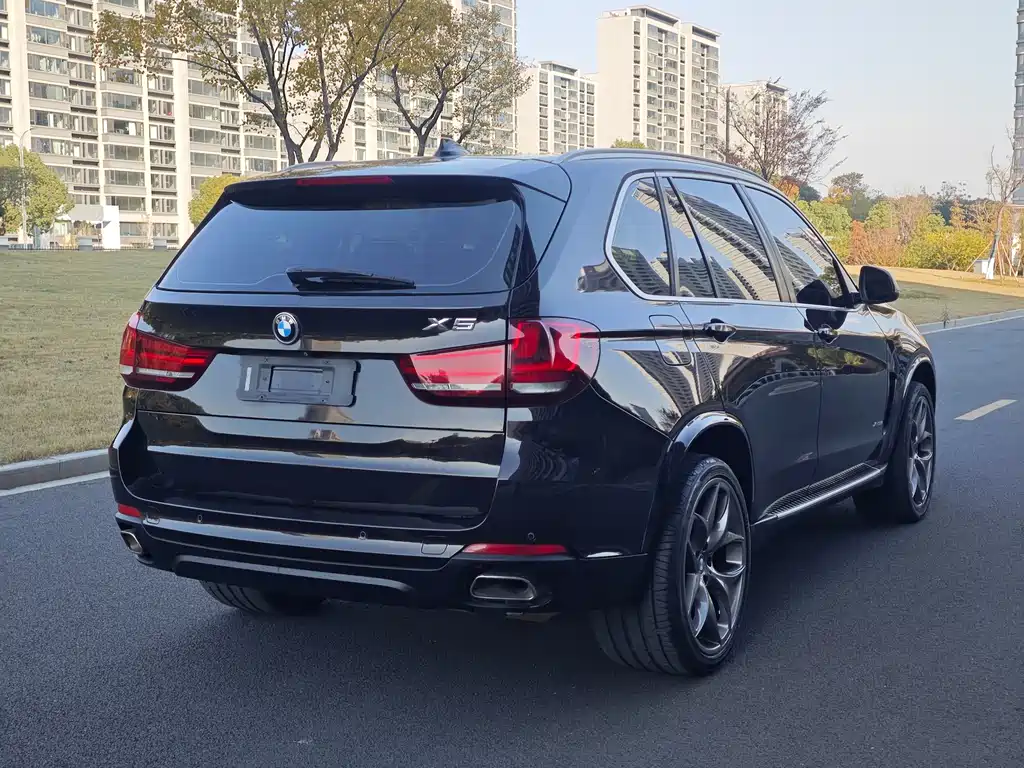 BMW X5 2014 — фото 24