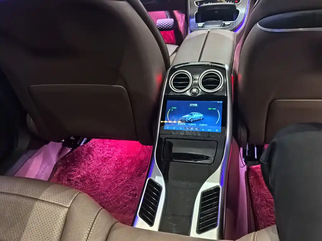 Mercedes-Benz E-Class 2022 — фото 10